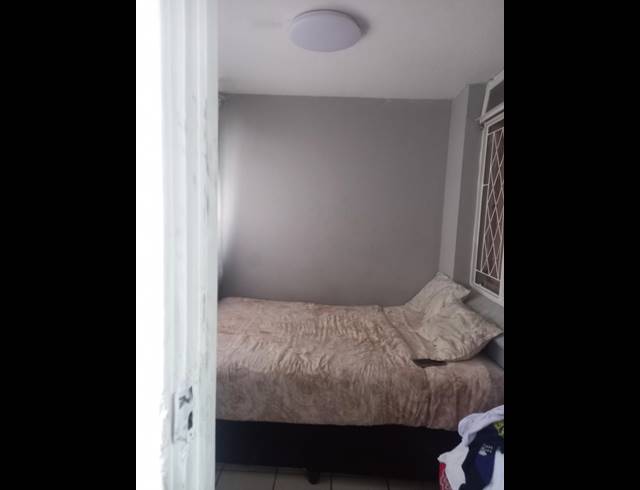 2.5 BEDROOM APARTMENT FOR SALE IN BULWER